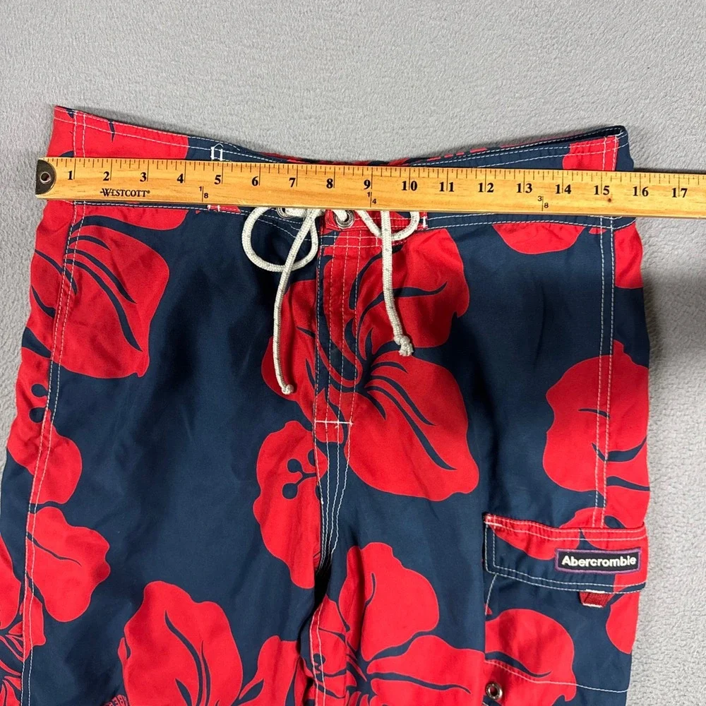 Abercrombie Board Shorts Mens Medium Navy Red Hibiscus Floral Cargo Swim Trunks